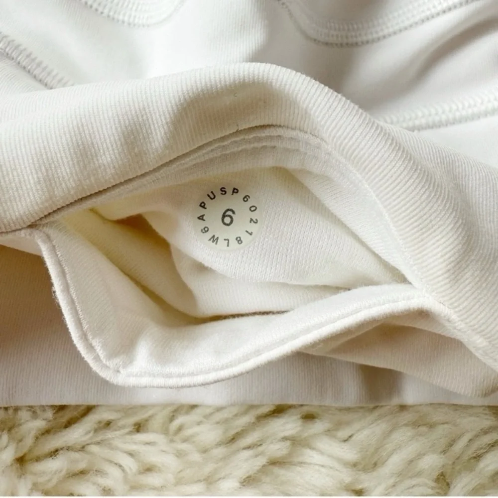 Lululemon Women US6 White High Rise All The Right Places Crop Legging Athleisure - Picture 8 of 9